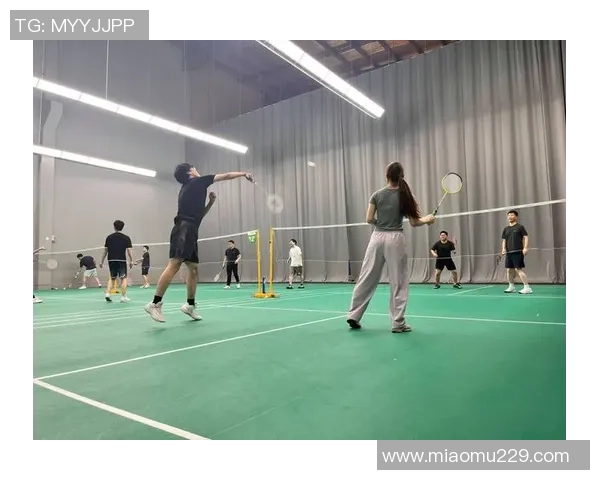 重庆羽毛球队选拔赛点评展现耐力与拼搏精神的精彩表现